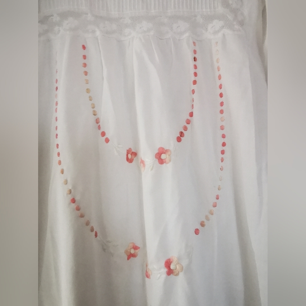 Vintage white Sleepwear size 44 european 17" ptp xs/small - Picture 4 of 7